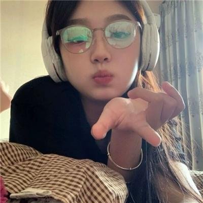 我们等待自由封面